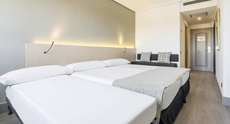 Supletoria-premium-lomas Hotel Ilunion Las Lomas Mérida