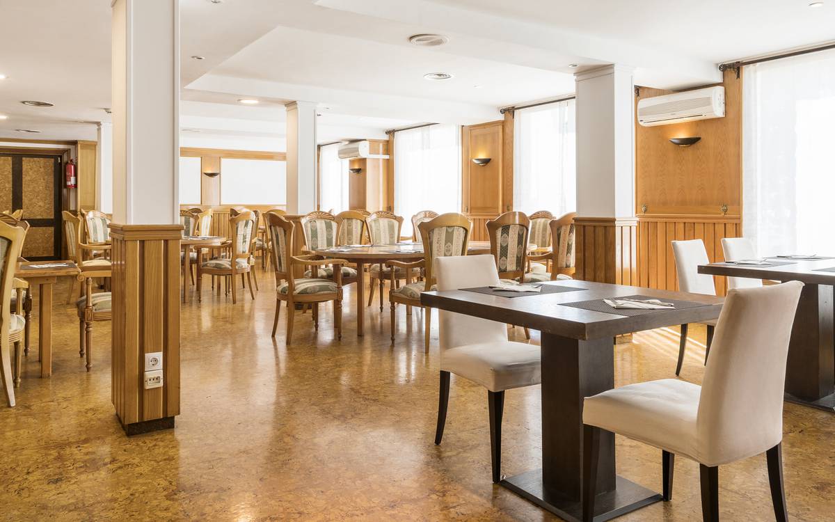 Restaurante Hotel Ilunion Las Lomas Mérida Restaurante Hotel Ilunion Las Lomas Mérida